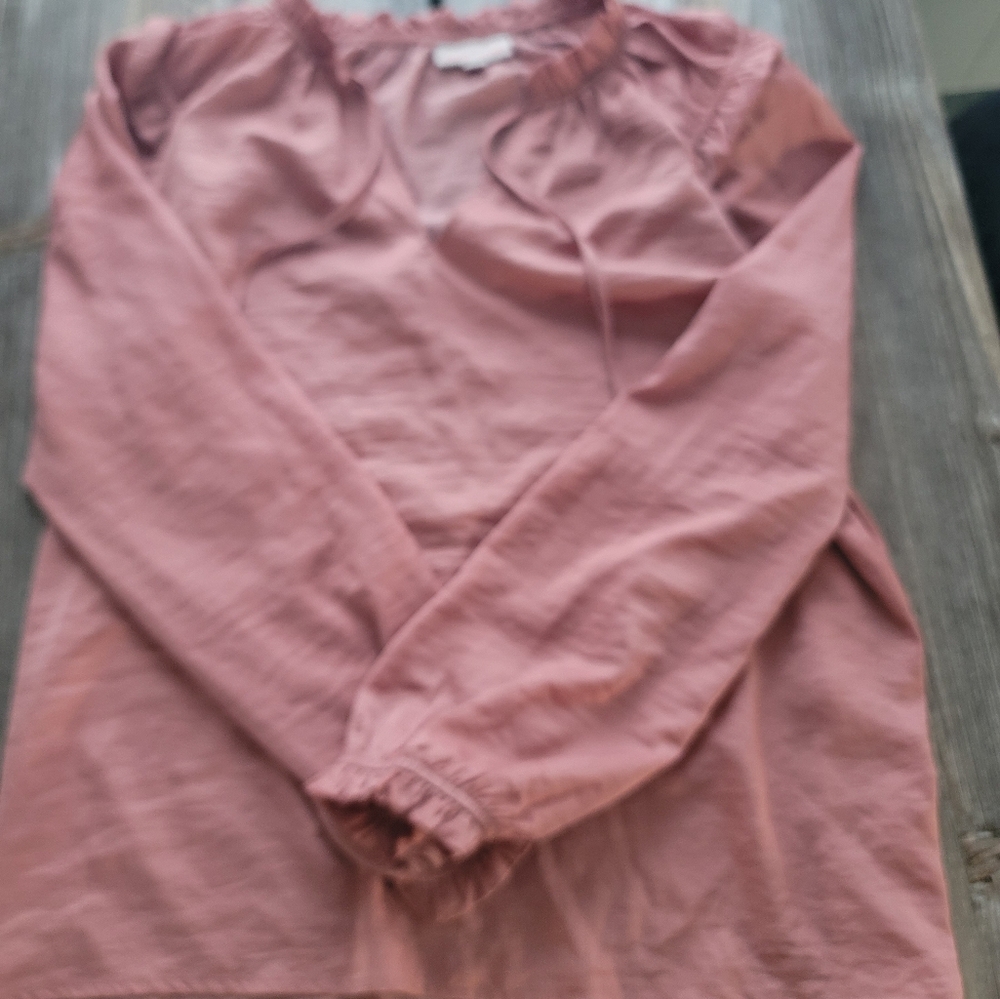 Knox Rose size medium satin women's top